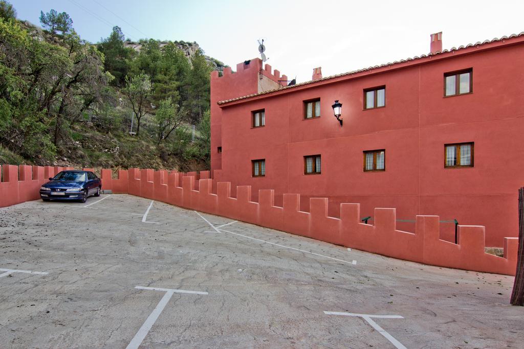 Hotel Dona Blanca Albarracín Екстериор снимка