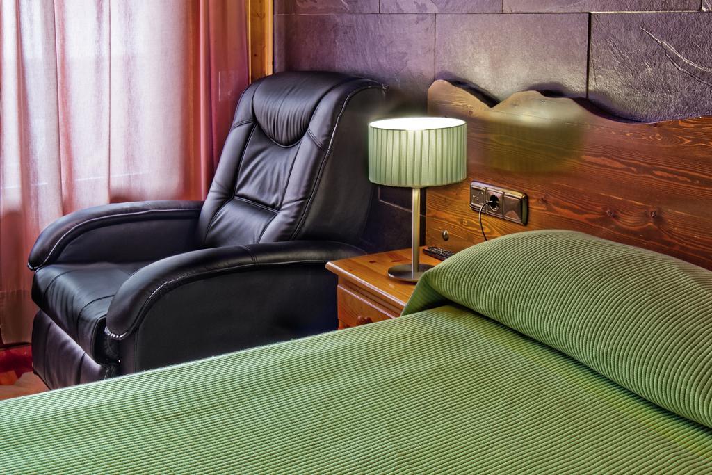Hotel Dona Blanca Albarracín Стая снимка