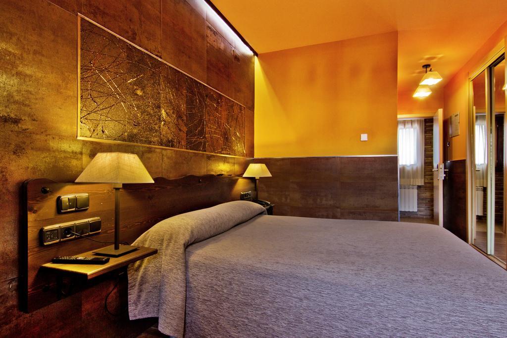 Hotel Dona Blanca Albarracín Стая снимка