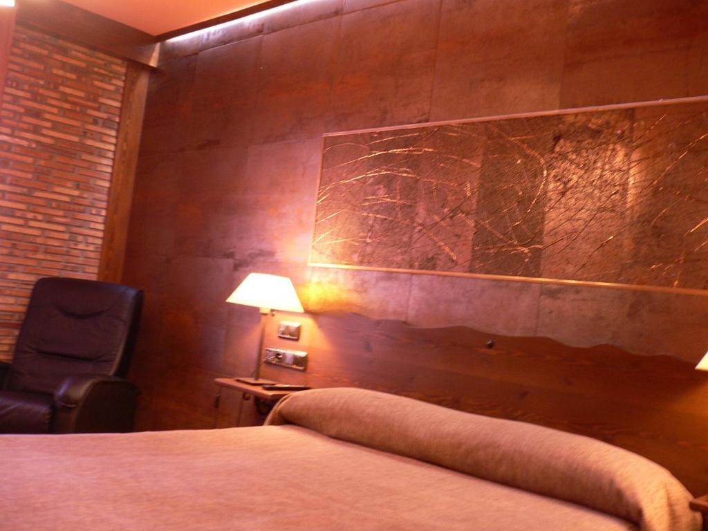 Hotel Dona Blanca Albarracín Стая снимка