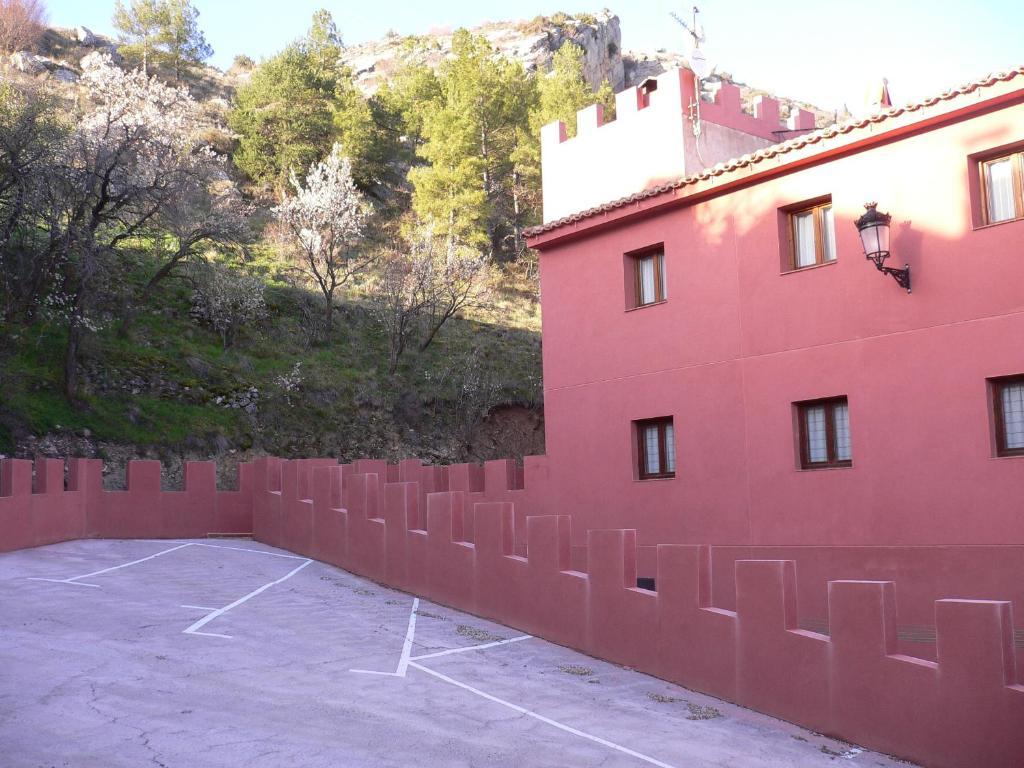 Hotel Dona Blanca Albarracín Екстериор снимка