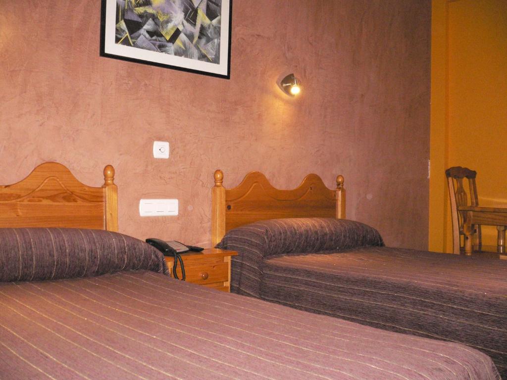 Hotel Dona Blanca Albarracín Стая снимка